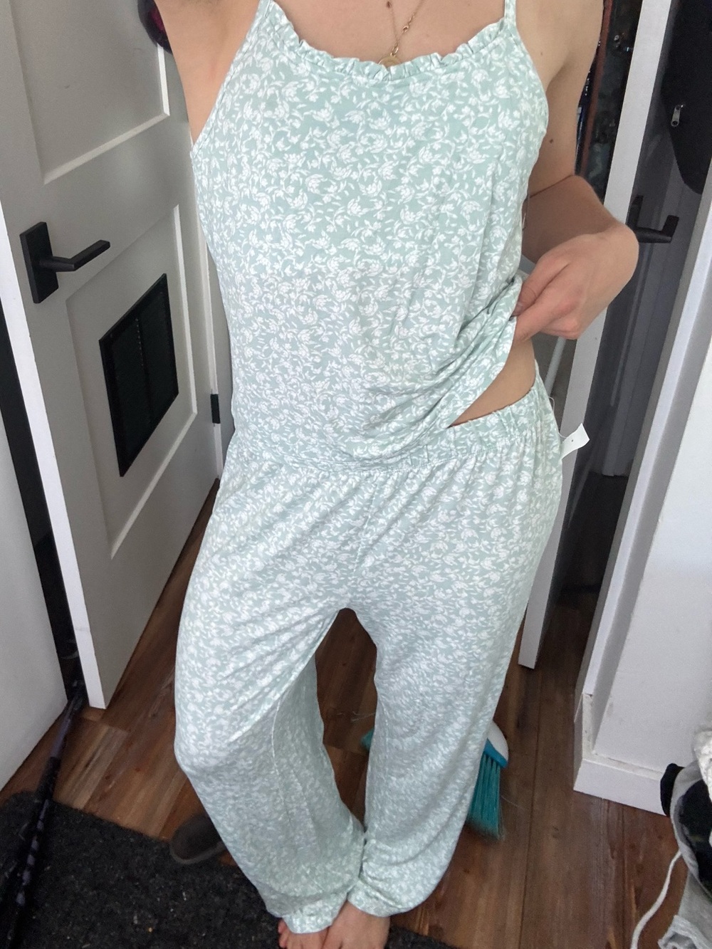 Women’s Floral Print Sleep Set in Light Sage Green